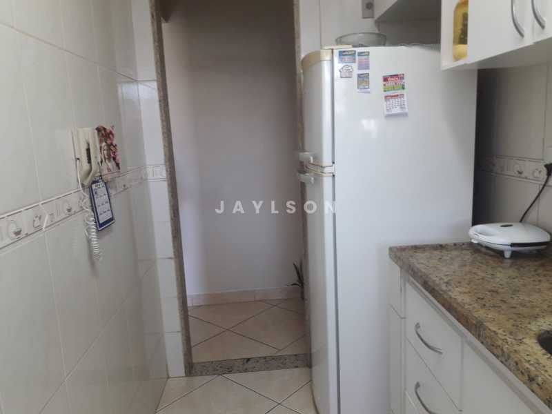 Apartamento à venda com 2 quartos, 57m² - Foto 14