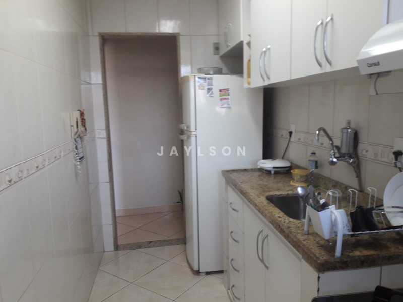 Apartamento à venda com 2 quartos, 57m² - Foto 13