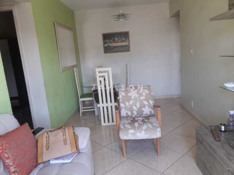 Apartamento à venda com 2 quartos, 57m² - Foto 2