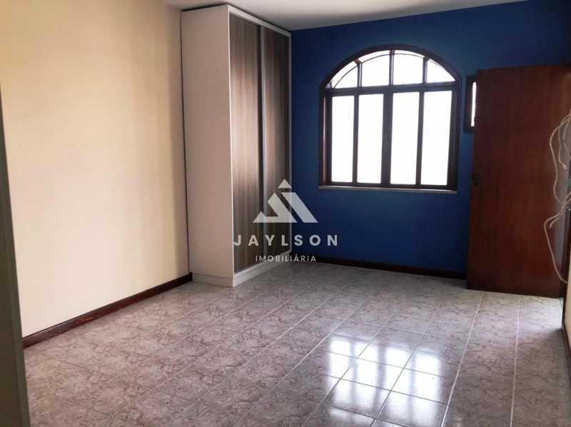 Casa à venda com 7 quartos, 330m² - Foto 18