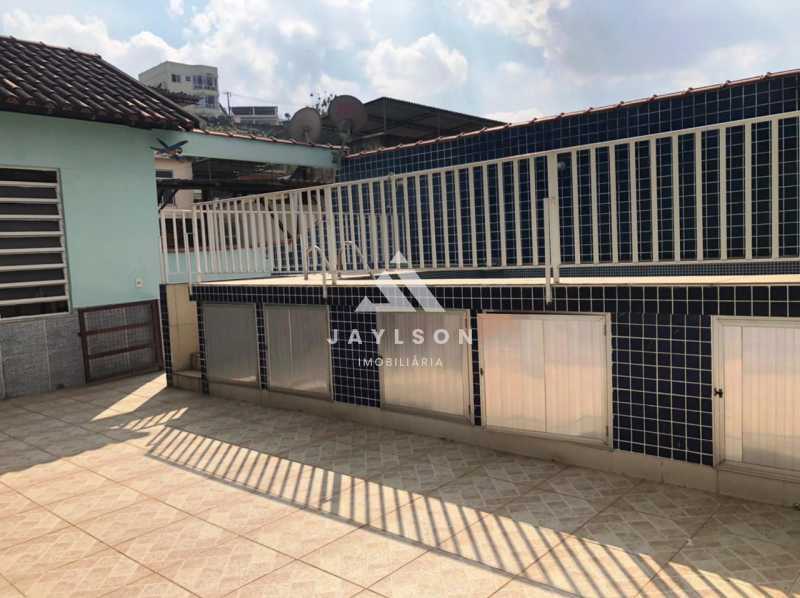 Casa à venda com 7 quartos, 330m² - Foto 22