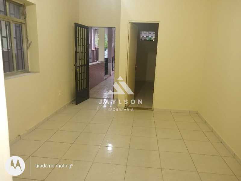 Apartamento à venda com 2 quartos, 146m² - Foto 9