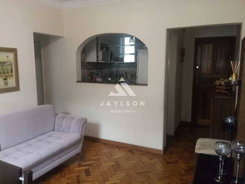 Apartamento à venda com 2 quartos, 50m² - Foto 13