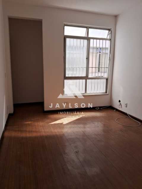 Apartamento à venda com 2 quartos, 75m² - Foto 6