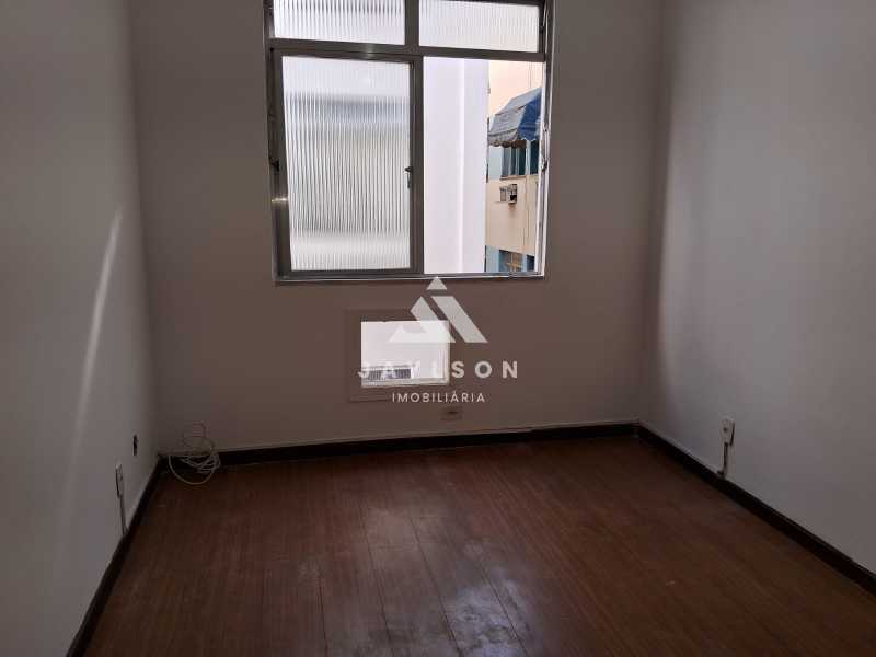 Apartamento à venda com 2 quartos, 75m² - Foto 14