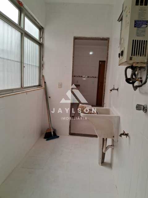 Apartamento à venda com 2 quartos, 75m² - Foto 29