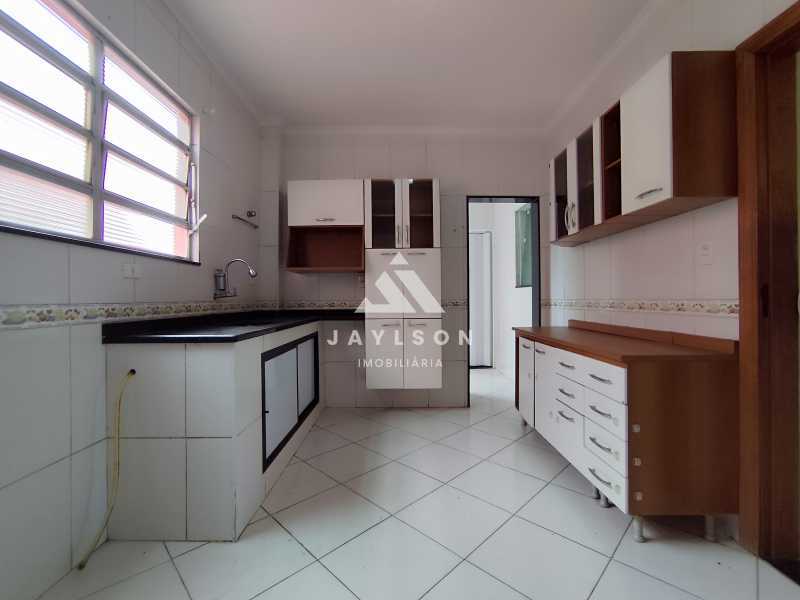 Apartamento para alugar com 2 quartos, 80m² - Foto 15