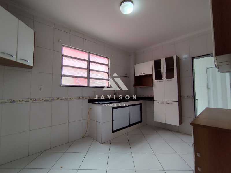 Apartamento para alugar com 2 quartos, 80m² - Foto 16