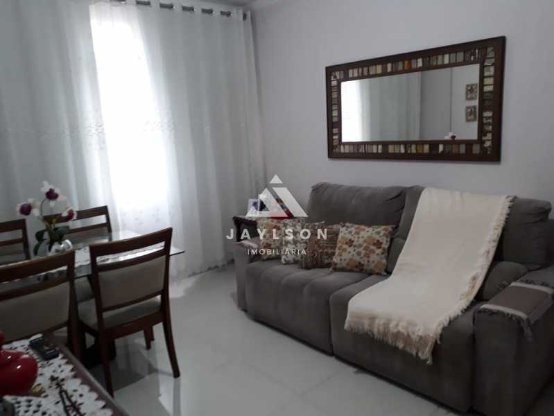 Apartamento à venda com 3 quartos, 75m² - Foto 2