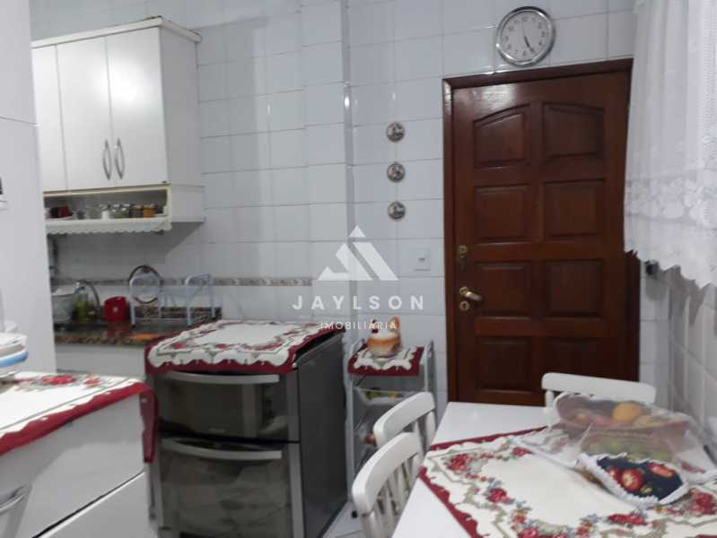 Apartamento à venda com 3 quartos, 75m² - Foto 11