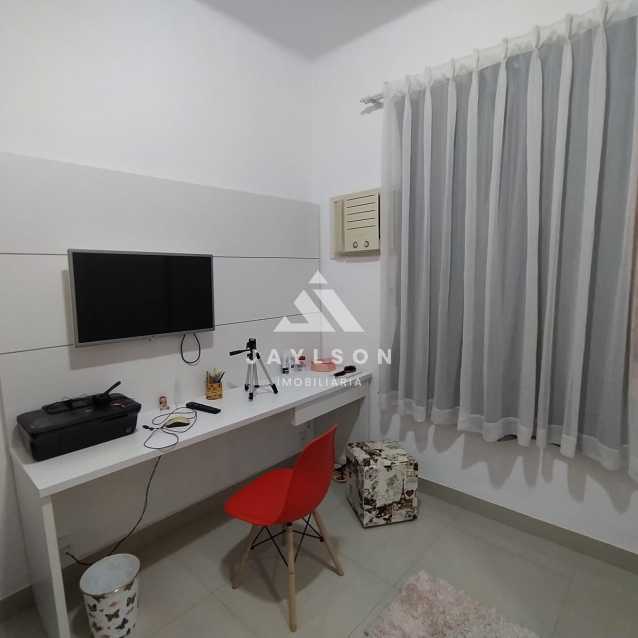 Casa de Vila à venda com 3 quartos, 54m² - Foto 11