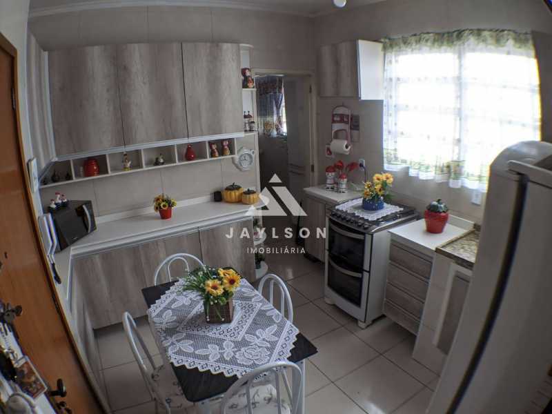 Apartamento à venda com 2 quartos, 67m² - Foto 12