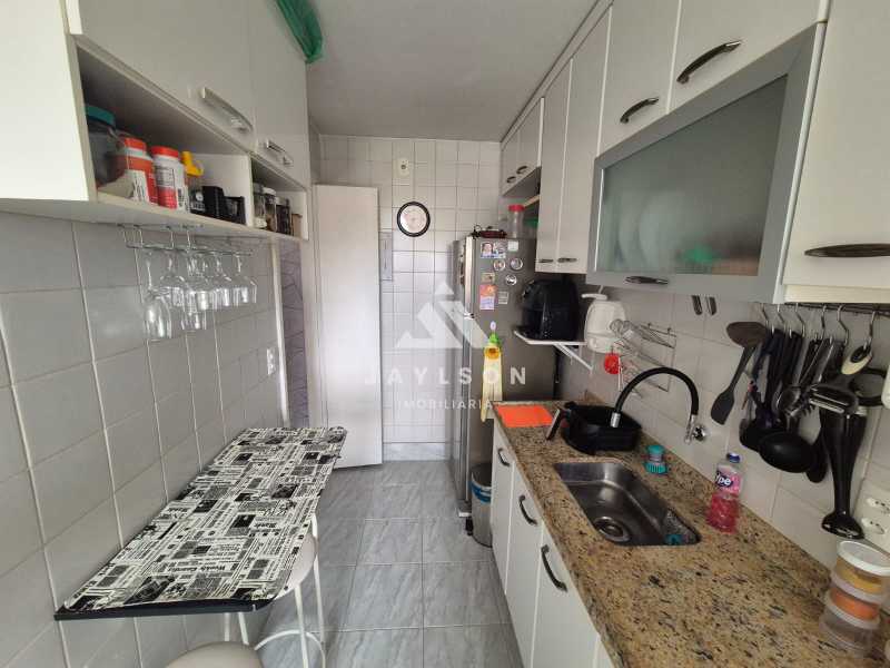 Apartamento à venda com 2 quartos, 95m² - Foto 23