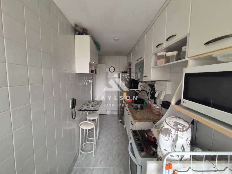 Apartamento à venda com 2 quartos, 95m² - Foto 22