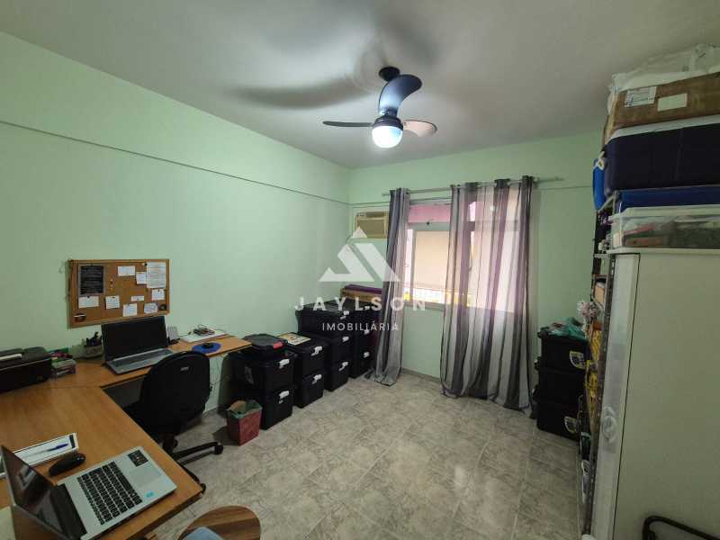 Apartamento à venda com 2 quartos, 95m² - Foto 17