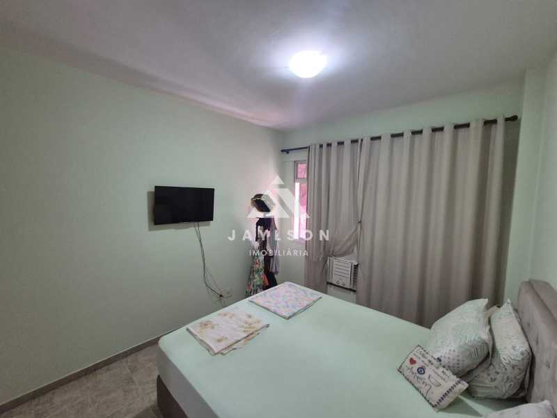 Apartamento à venda com 2 quartos, 95m² - Foto 14