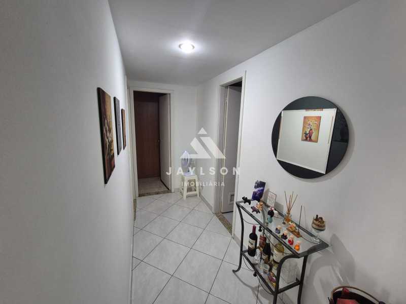 Apartamento à venda com 2 quartos, 95m² - Foto 10