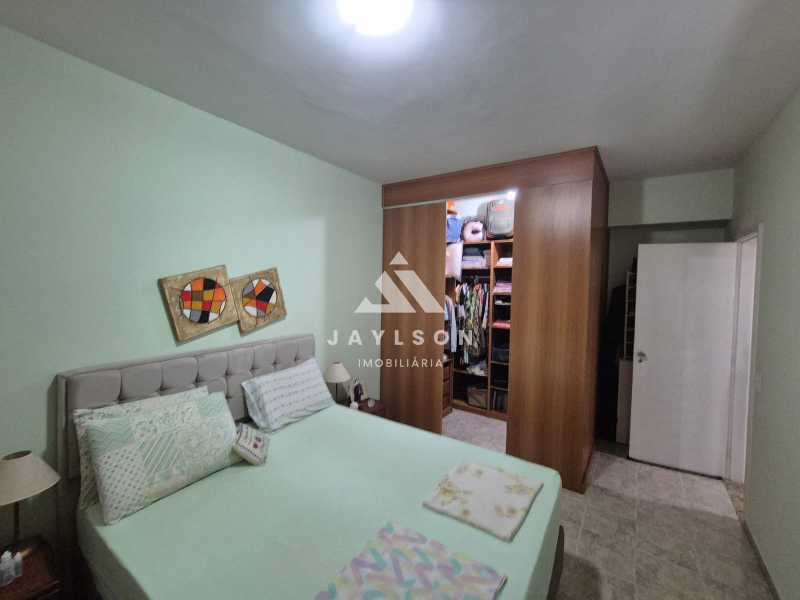 Apartamento à venda com 2 quartos, 95m² - Foto 11