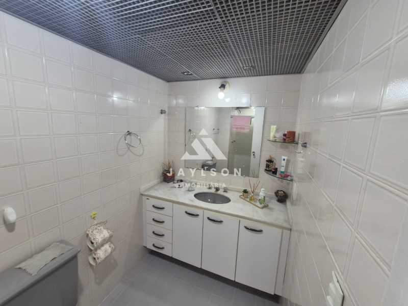 Apartamento à venda com 2 quartos, 95m² - Foto 27