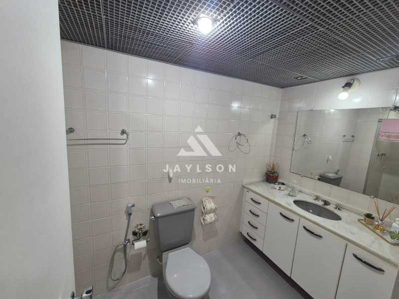 Apartamento à venda com 2 quartos, 95m² - Foto 25