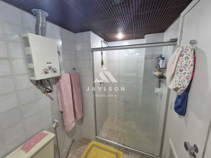 Apartamento à venda com 2 quartos, 95m² - Foto 29