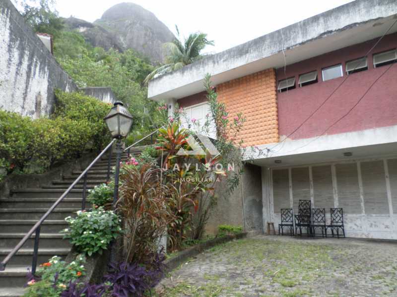 Casa de Condomínio à venda com 5 quartos, 695m² - Foto 1