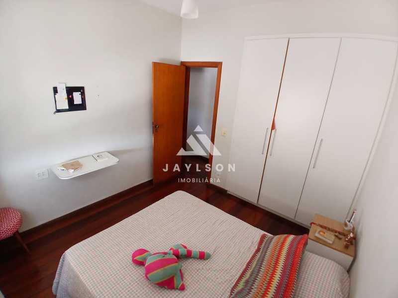 Apartamento à venda com 2 quartos, 75m² - Foto 7