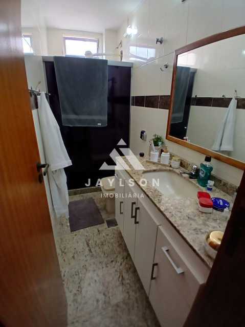 Apartamento à venda com 2 quartos, 75m² - Foto 9