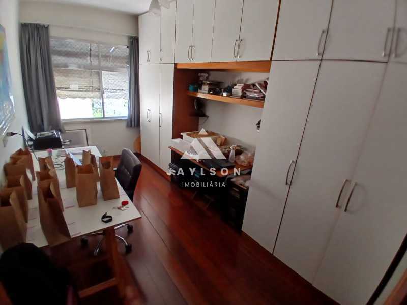 Apartamento à venda com 2 quartos, 75m² - Foto 11