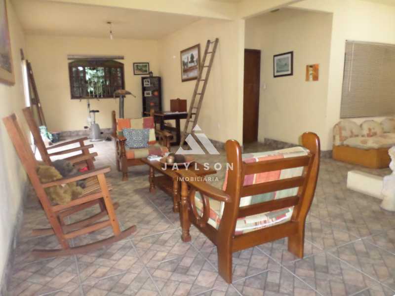 Casa à venda com 4 quartos, 250m² - Foto 19