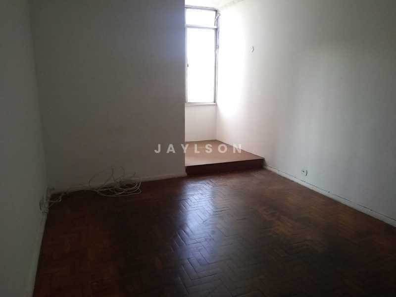 Apartamento à venda com 2 quartos, 72m² - Foto 5