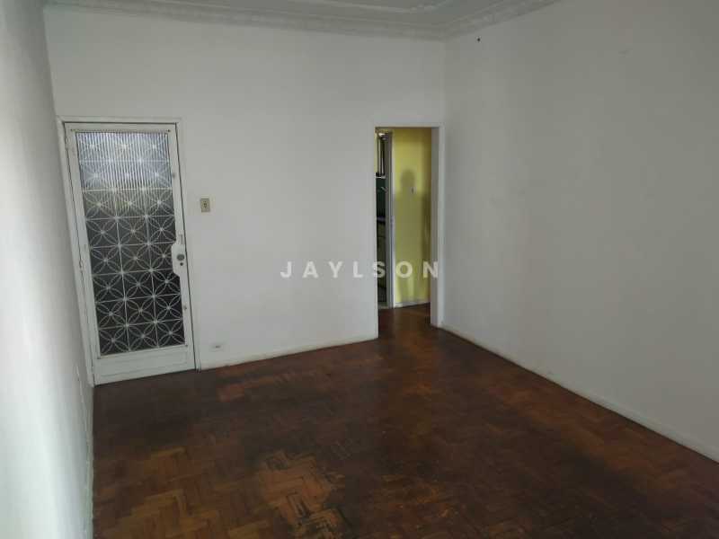 Apartamento à venda com 2 quartos, 72m² - Foto 1