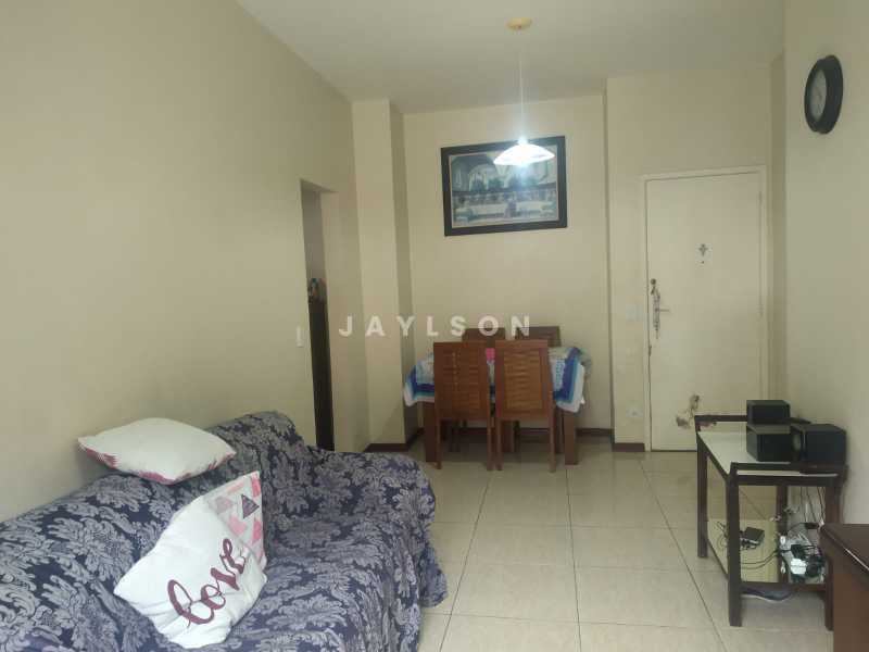 Apartamento à venda com 1 quarto, 62m² - Foto 1