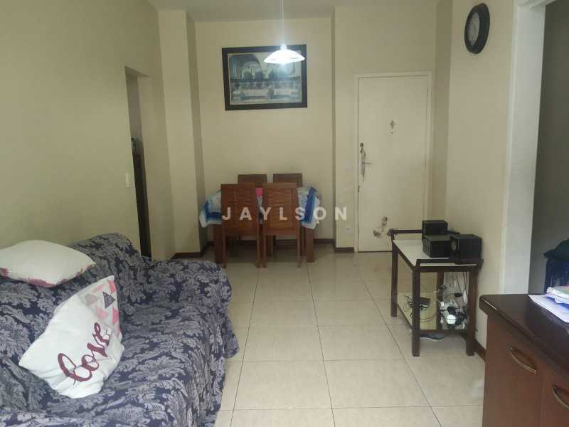 Apartamento à venda com 1 quarto, 62m² - Foto 2