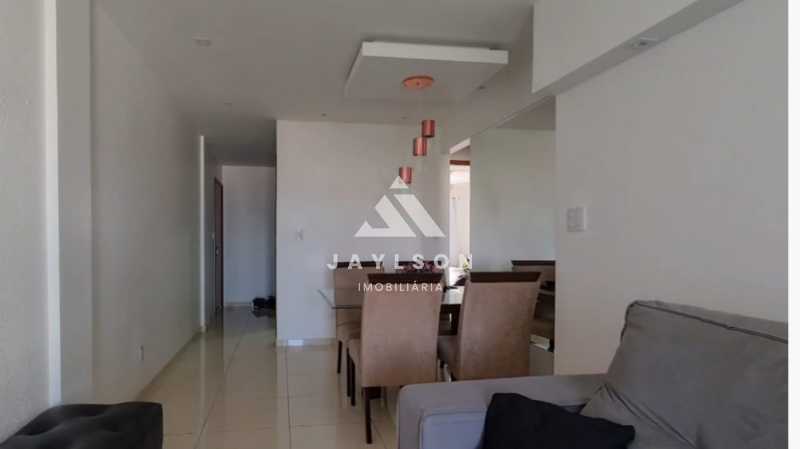 Apartamento à venda com 2 quartos, 70m² - Foto 9