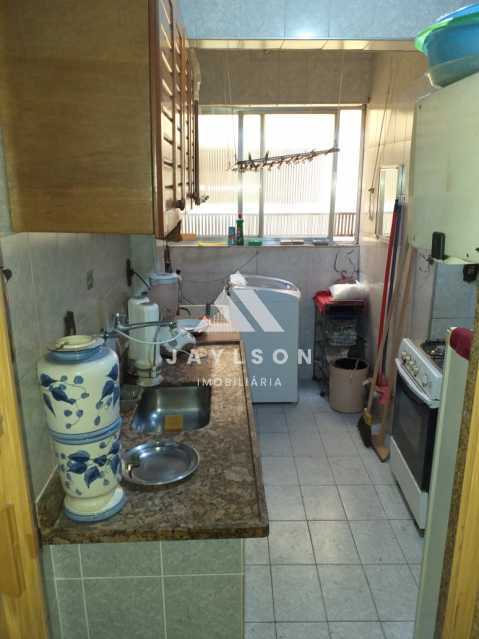 Apartamento à venda com 2 quartos, 80m² - Foto 11