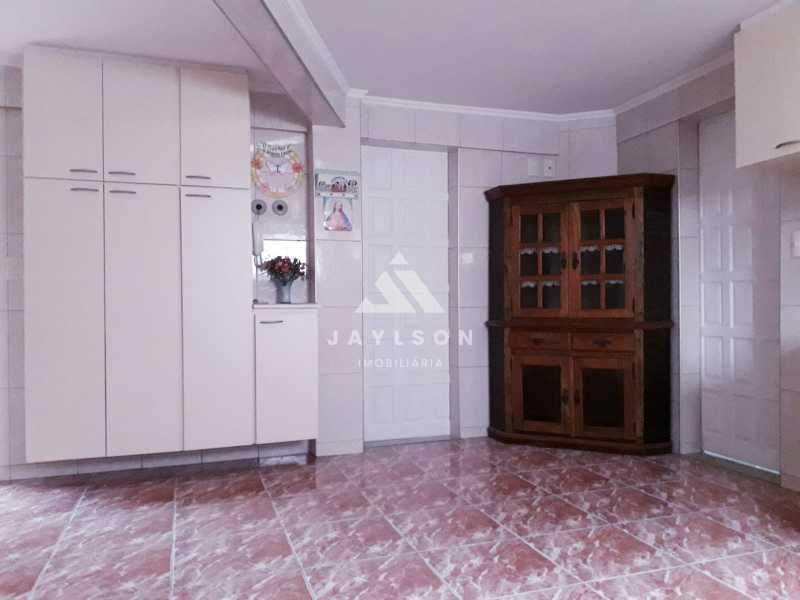 Apartamento à venda com 3 quartos, 170m² - Foto 14