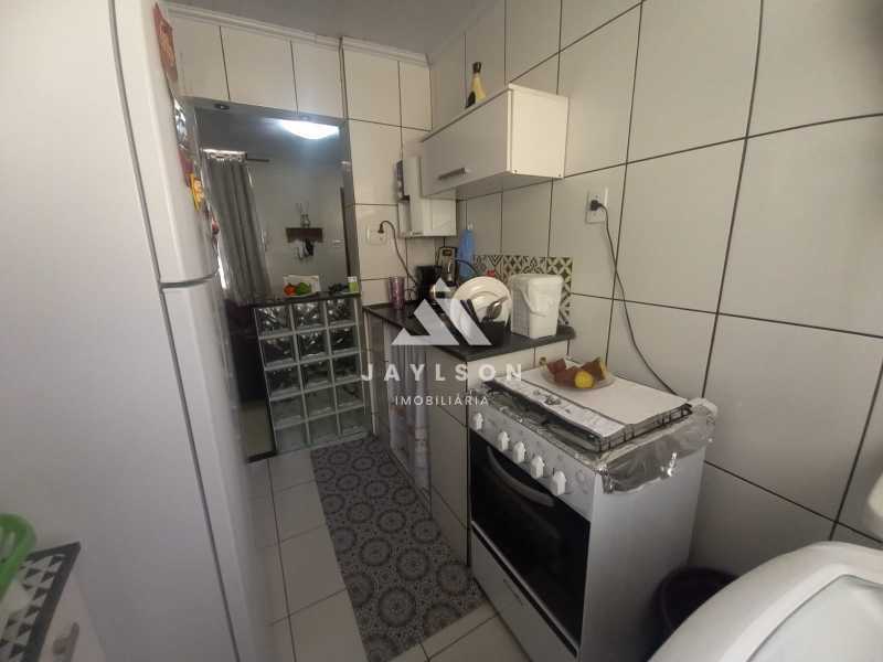 Apartamento à venda com 2 quartos, 36m² - Foto 11