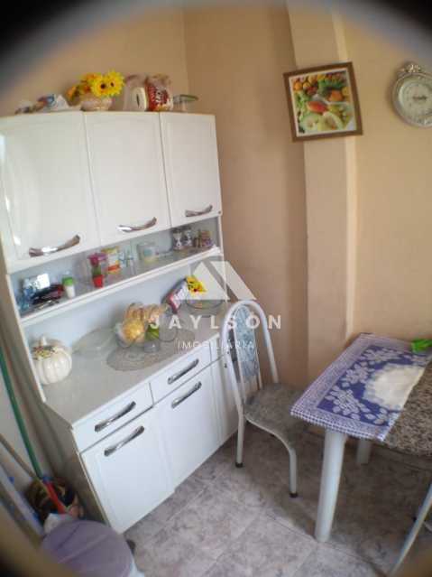 Apartamento à venda com 2 quartos, 65m² - Foto 15