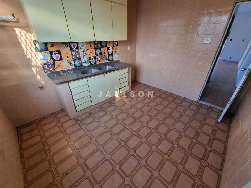 Casa à venda com 3 quartos, 172m² - Foto 15