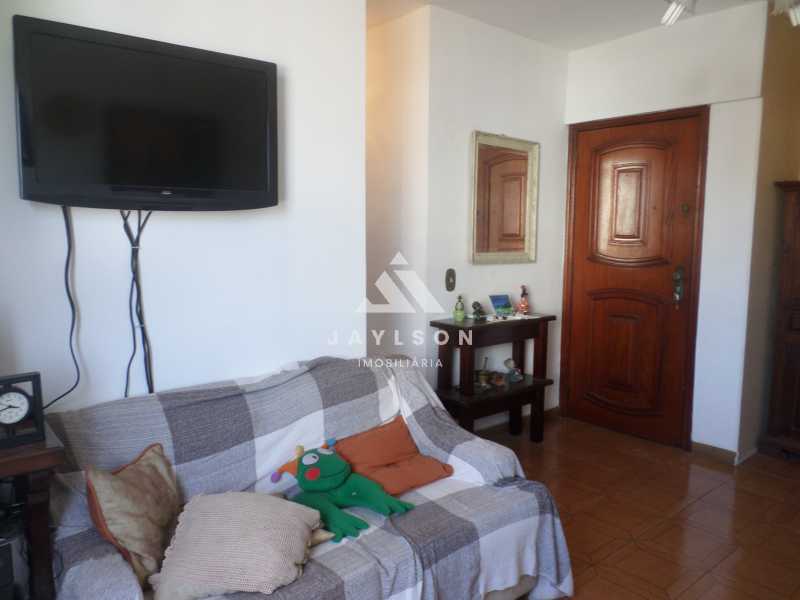 Apartamento à venda com 2 quartos, 48m² - Foto 2