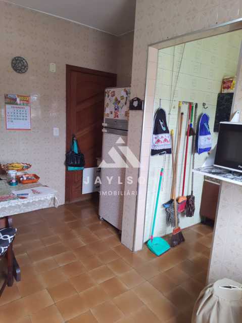 Apartamento à venda com 2 quartos, 60m² - Foto 28