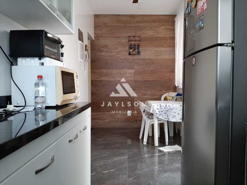 Apartamento à venda com 2 quartos, 115m² - Foto 13