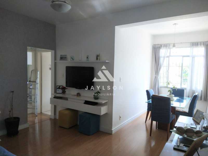 Apartamento à venda com 2 quartos, 60m² - Foto 1