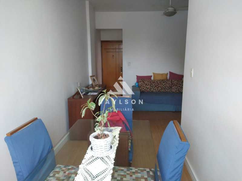 Apartamento à venda com 2 quartos, 60m² - Foto 4