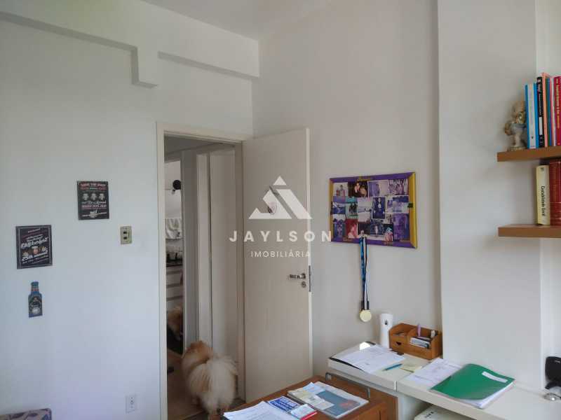 Apartamento à venda com 2 quartos, 60m² - Foto 11