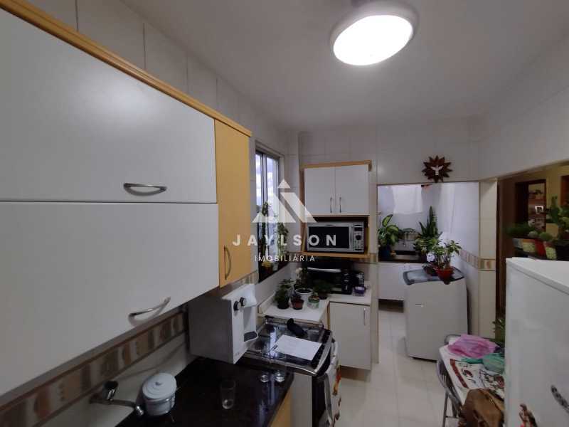 Apartamento à venda com 2 quartos, 55m² - Foto 16