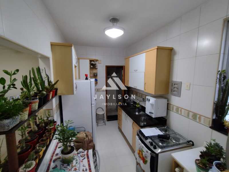 Apartamento à venda com 2 quartos, 55m² - Foto 18