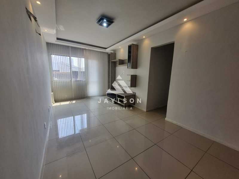 Apartamento à venda com 3 quartos, 86m² - Foto 2