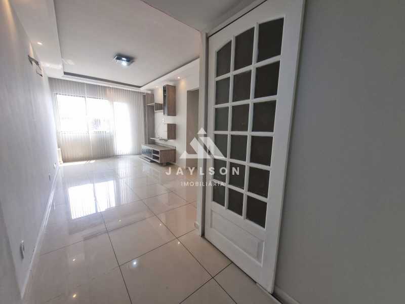 Apartamento à venda com 3 quartos, 86m² - Foto 5